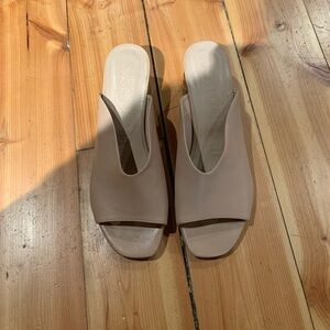 Women's Tan Open-Toe